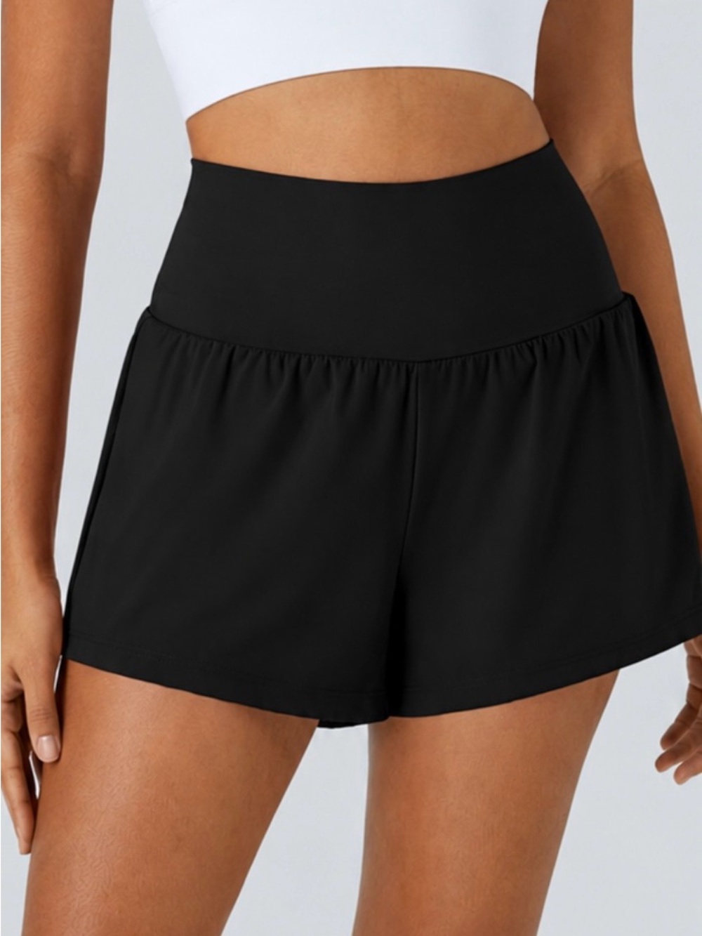 HALARA Black High-Waist Flow Shorts